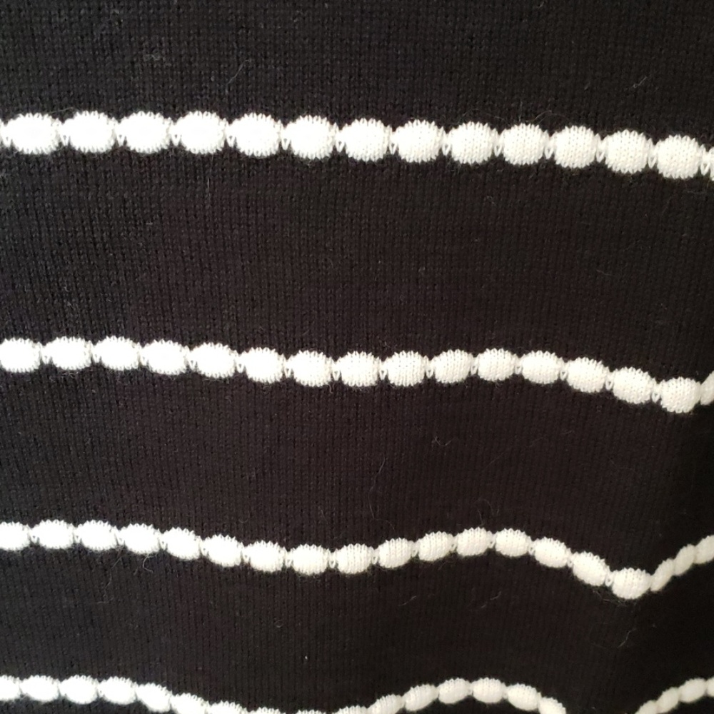 Sweater - Picture 3 of 3
